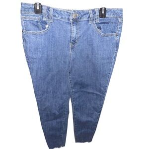 2/$20 🩷 1822 Denim Women’s Medium Rise Skinny Jeans SIZE 14 BLUE